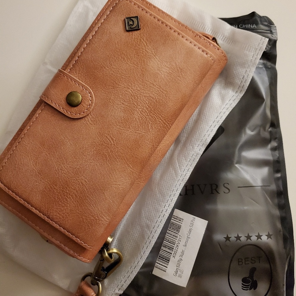 Wallet with Galaxy S10 magnet phone case